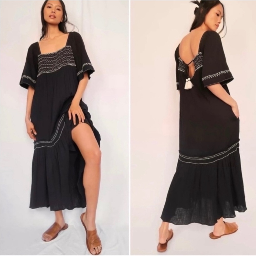 Free People I’m the One Dress. Black/grey with white stitching. Short sleeve.